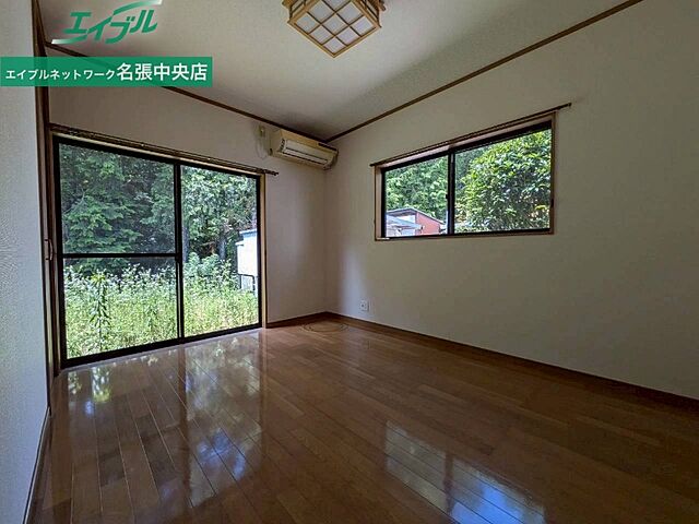寝室