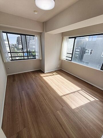 寝室 JR中央線 立川駅 徒歩8分