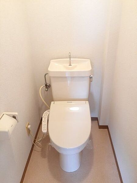 画像7:コンパクトで使いやすいトイレです