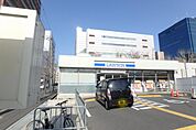 ローソン箕面船場西二丁目店 621m
