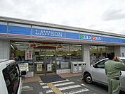 ローソン茨木豊川三丁目店 650m