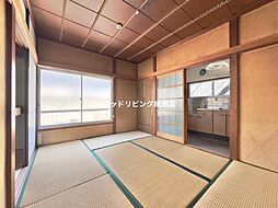 居間