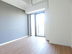 ジェノヴィア綾瀬スカイガーデン 806 8階1Kのリビング/ダイニング