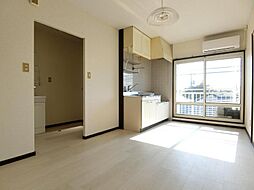 ジュピター兼六 301 3階3LDKのリビング/ダイニング