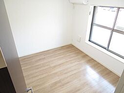 イルビラージュ綾瀬 302 3階1Kのリビング/ダイニング