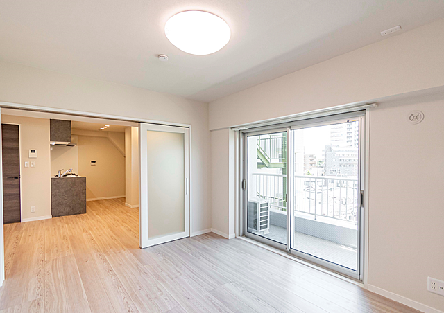 リビング/ダイニング 日商岩井方南町マンション 6階/-