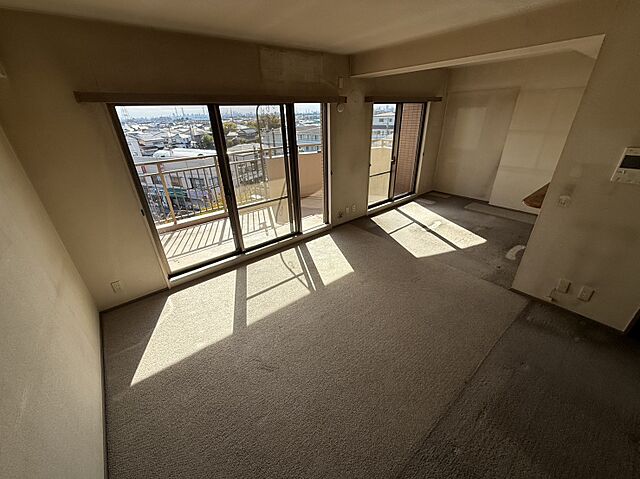 リビング/ダイニング ヴイ・シティ草加弐番館 5階/-