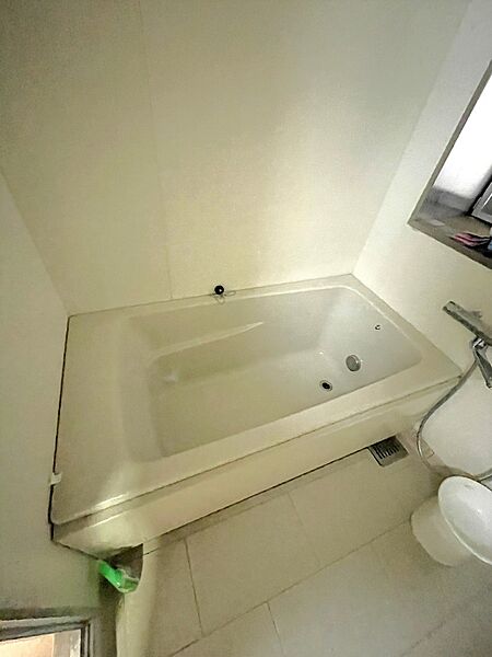 浴室を拡大表示