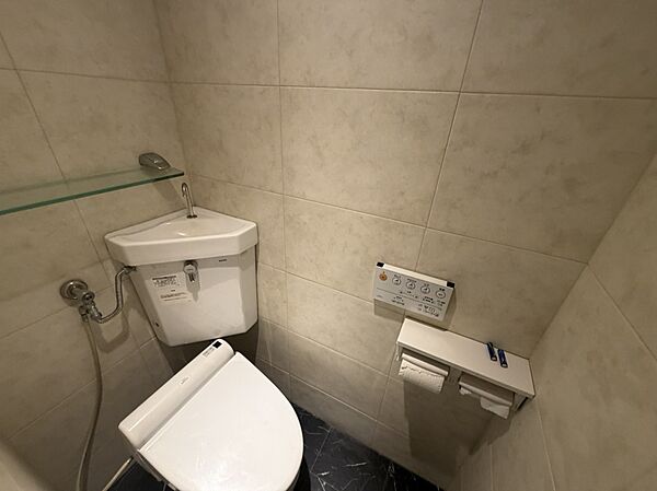 トイレを拡大表示