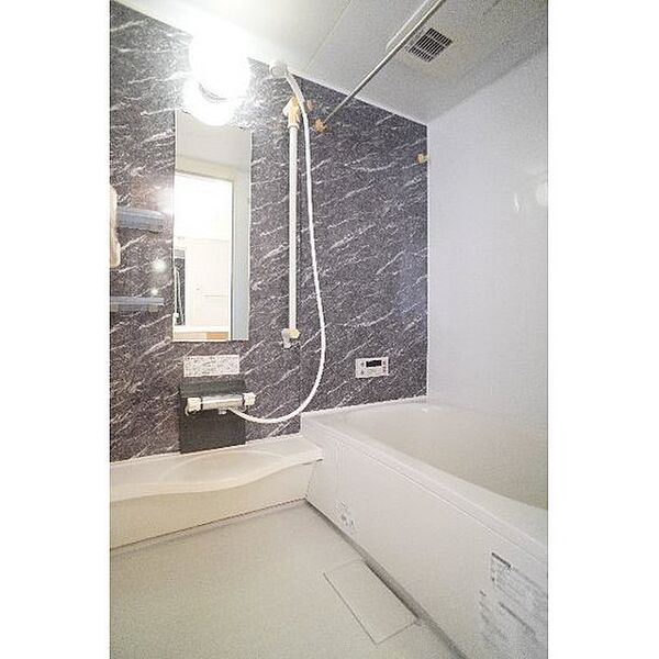 apartment 群馬県前橋市鳥羽町
鳥羽町の賃貸情報を見る
物件地図