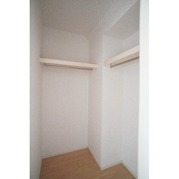 apartment 群馬県前橋市上新田町
上新田町の賃貸情報を見る
物件地図