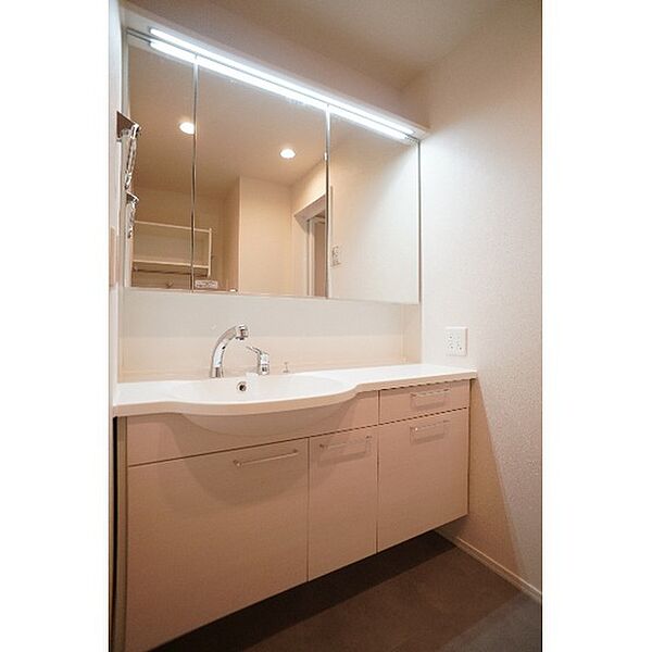 apartment 群馬県前橋市南町1丁目
南町の賃貸情報を見る
物件地図