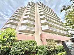 ジェイパーク王子神谷 4LDKのリビング/ダイニング