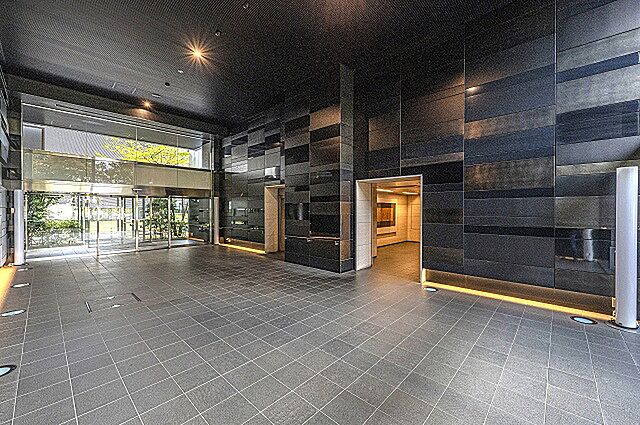 エントランス パークハウス清澄白河　リバーサイド 1階/-