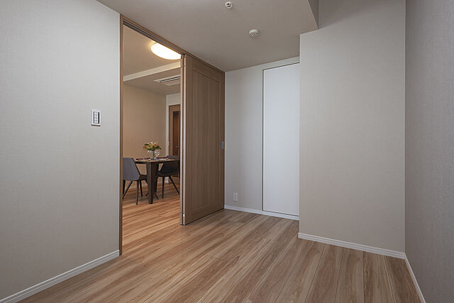 洋室 CAPITAL GATE PLACE THE TOWER 31階/-