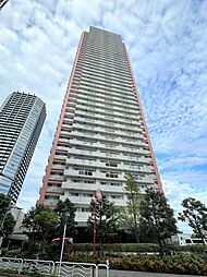 【現地外観写真】地上42階地下2階建、総戸数415戸のビッグコミュニティ。(株)大林組施工。大切なペットと暮らせます(細則あり)。