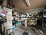 その他：【ゴミ集積所/共用部】マンションの敷地内にゴミ集積所が設けられていますので、遠くまでゴミを捨てに出かける必要がありません。