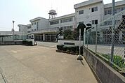 中学校「野田市立北部中学校まで1836m」