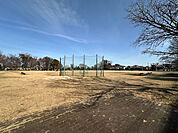 公園「川間駅南中央公園まで1646m」