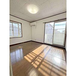 サンオーフラット　V 201 2階1Kのリビング/ダイニング