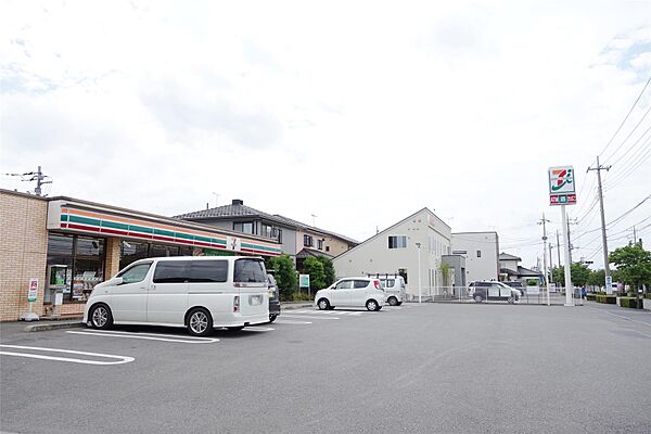 画像4:セブンイレブン足利山川町店(350m)