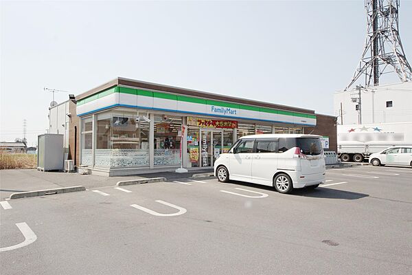画像4:ファミリーマート足利福居町店(681m)