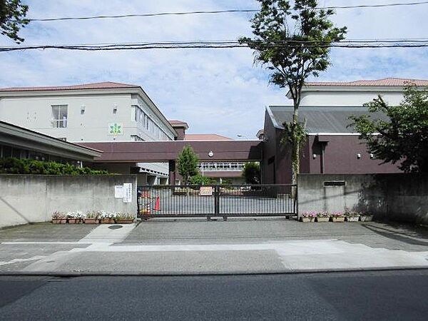 画像5:足利市立けやき小学校(1、144m)