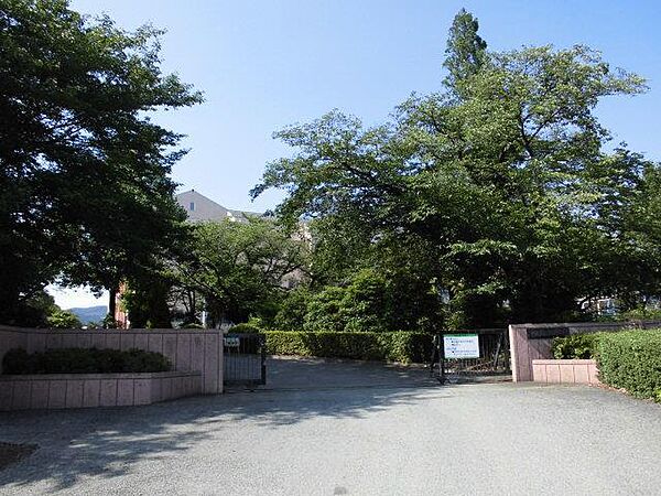 画像3:足利市立小俣小学校(1、832m)
