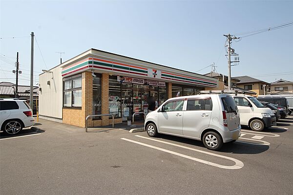 画像6:セブンイレブン足利八幡町店(800m)