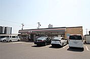 セブンイレブン足利朝倉町店(371m)
