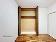 丈の長い衣類も掛けられるクローゼット♪