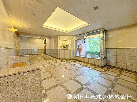 ロビー部分は綺麗な状態が保たれており、管理体制が良好です!