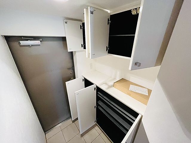 玄関 サンマンションアトレ横須賀III 1階/-