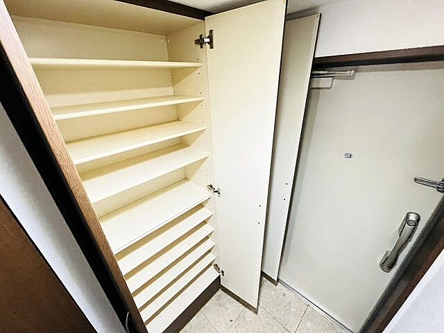 玄関 サンクレイドル東海グランデ 2階/-