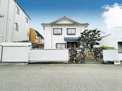 外観：閑静な住宅街ながら、商業施設施設が充実した、住環境良好なお土地です。