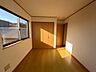 室内：全居室収納スペースあり！荷物が多くても十分におさまります！
