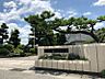 周辺：柏原中学校まで　1740m　徒歩約22分●運動場が広いことで有名な中学校です。昭和54年に中部中学校から分校しました。合唱祭やスキー教室が行われる、行事が盛んな中学校です♪