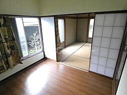 居間