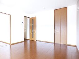 スマートＦII 2階2Kのリビング/ダイニング