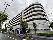 地下鉄まで徒歩４分の立地です♪