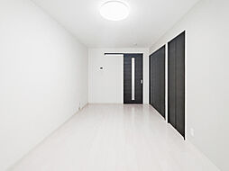 アン・リラ 301 3階1Kのリビング/ダイニング