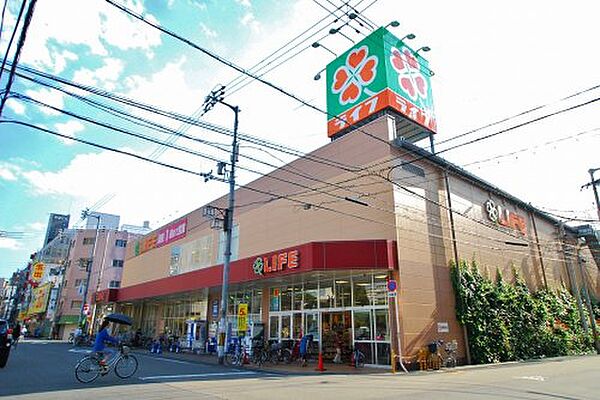 画像19:【スーパー】ライフ大国町店まで369ｍ