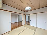 収納スペース多めなので、きれいに暮らすことができます。