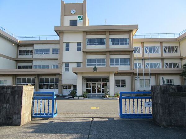 画像19:小学校「市立富士南小学校まで1200m」