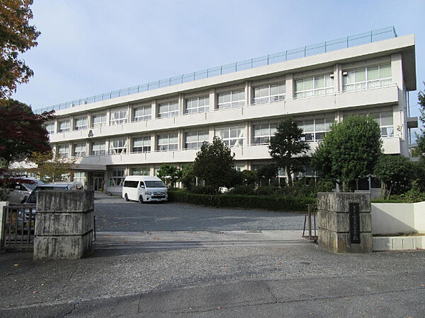 画像24:小学校「富士市立富士見台小学校まで1648m」