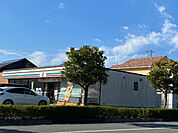コンビニ「セブンイレブン富士市川成新町店まで959m」