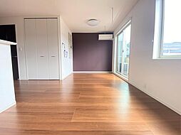 マリエノ秀Ａ 201 2階1LDKのリビング/ダイニング