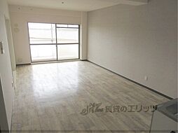 リバーヒルズ 4階3LDKのリビング/ダイニング