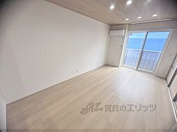 メゾンソレイユ 2階2LDKのリビング/ダイニング