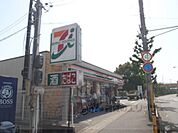 セブンイレブン　京都上久世店まで500メートル